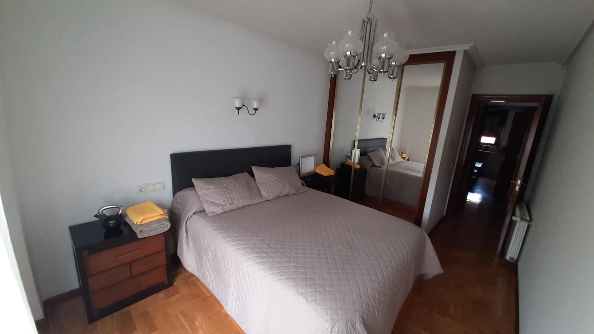 Sar Inn - Garaje Incluido Aviles Bagian luar foto