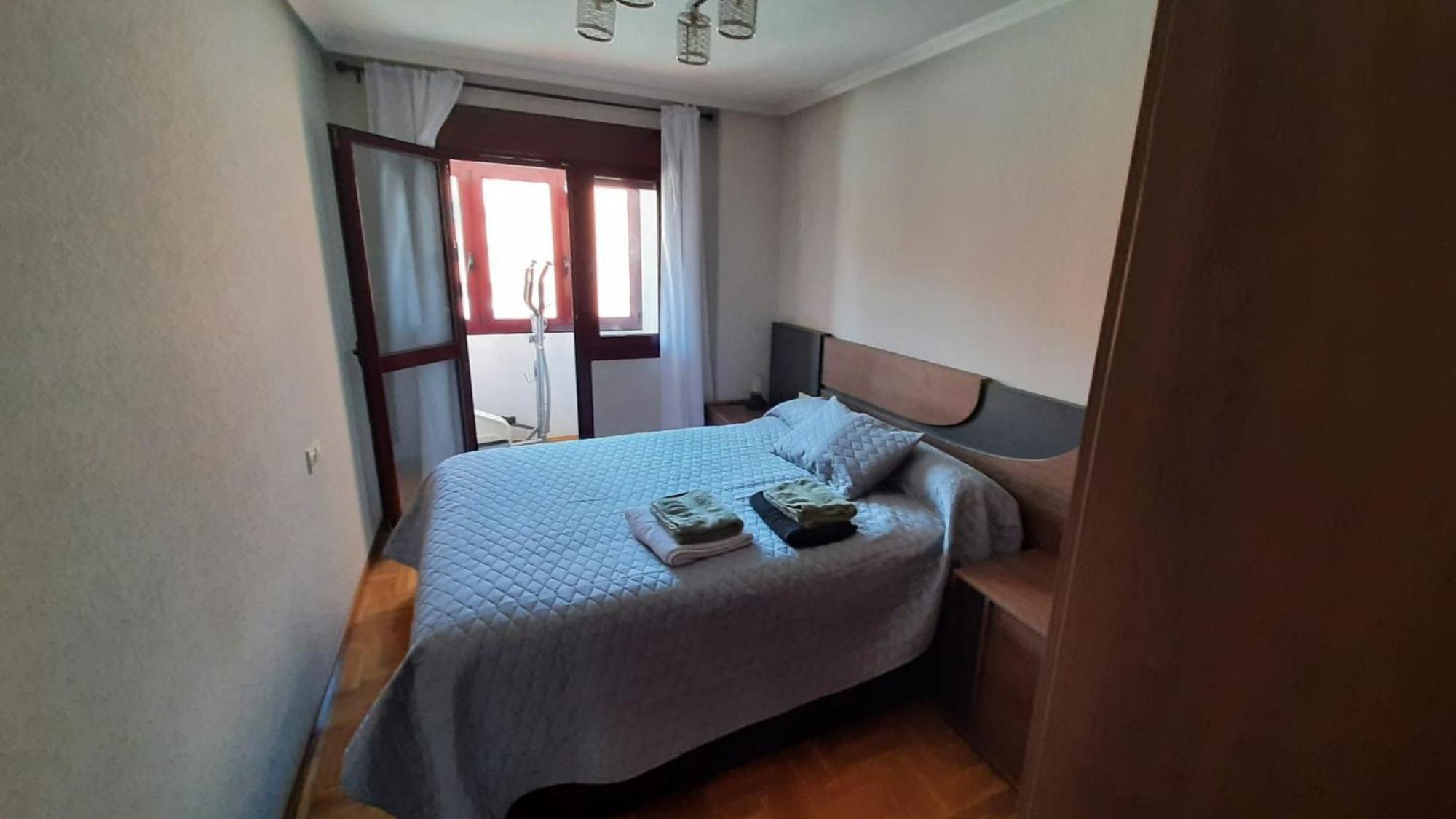 Sar Inn - Garaje Incluido Aviles Bagian luar foto
